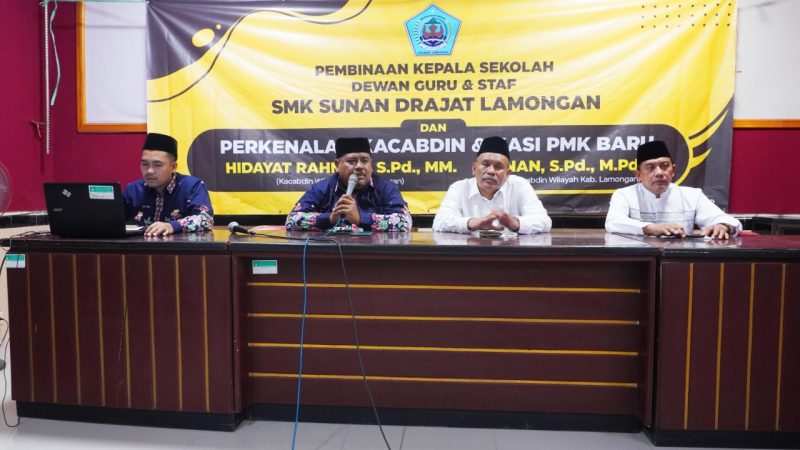 Pembinaan GTK SMK Sunan Drajat Lamongan Oleh Ka. Cabdin & Kasi PMK serta Buka Bersama